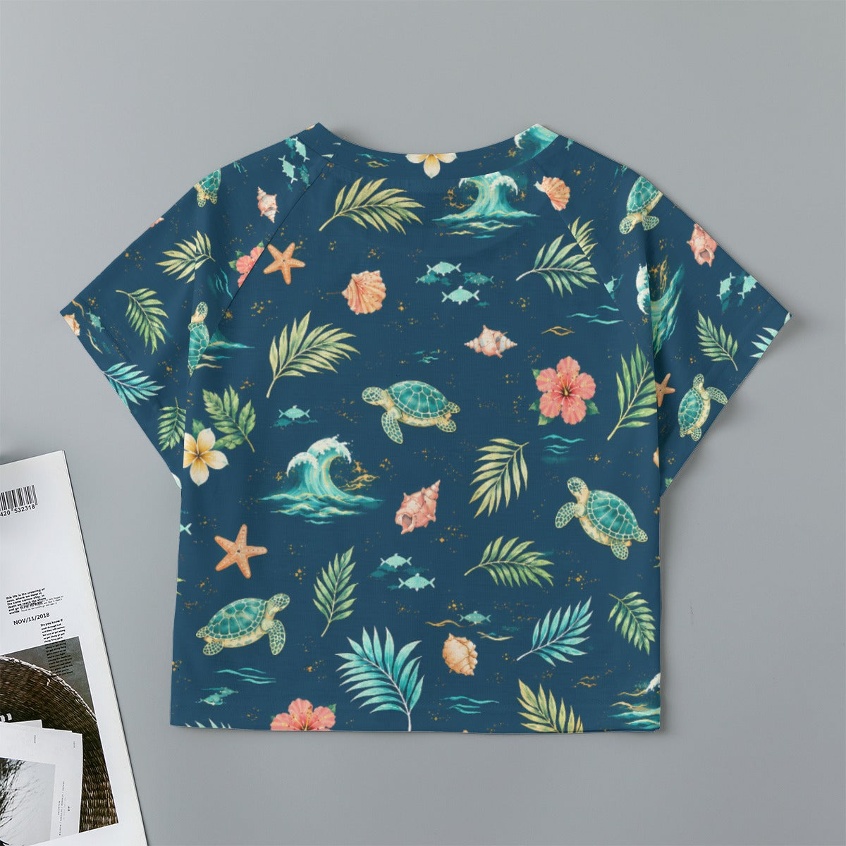 Eco-friendly  All-Over Print Women's cropped Raglan T-shirt With Short Sleeve